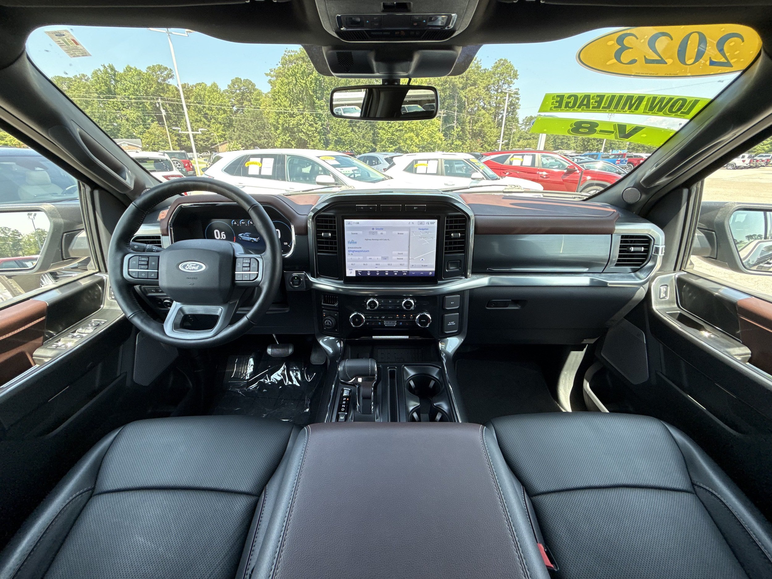 Used 2023 Ford F150 Lariat AWD/4WD image 16