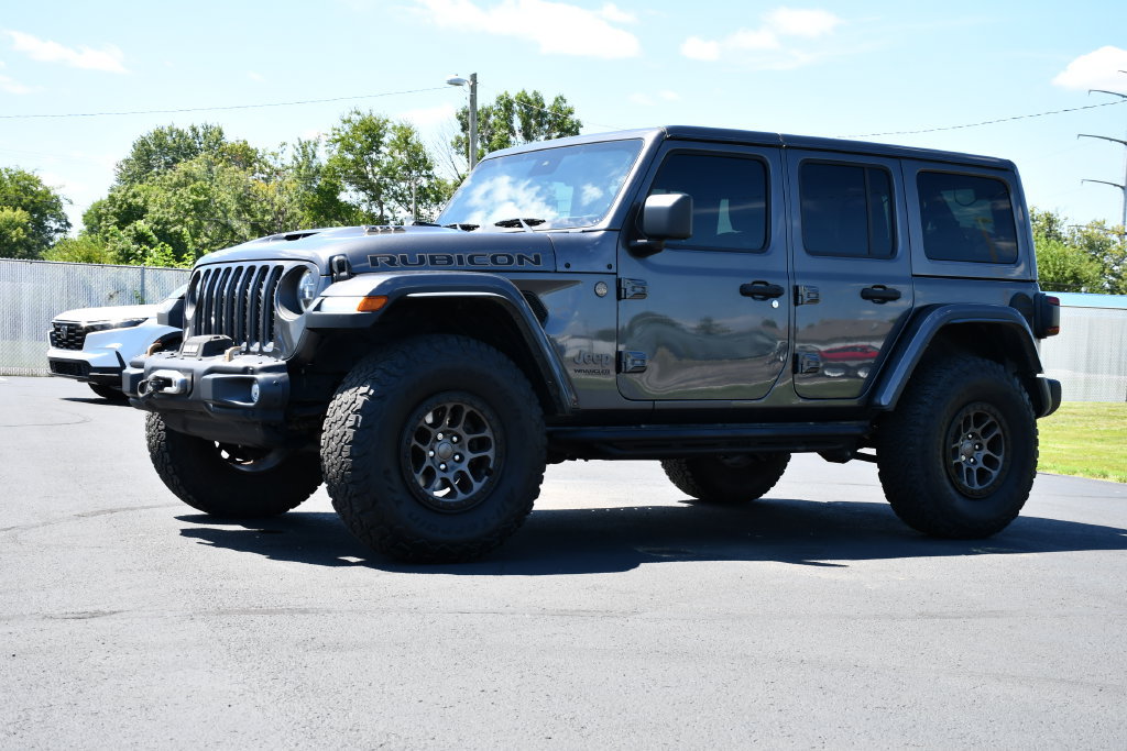 Used 2022 Jeep Wrangler Unlimited Rubicon w/ Xtreme Recon 35" Tire Package AWD/4WD image 3
