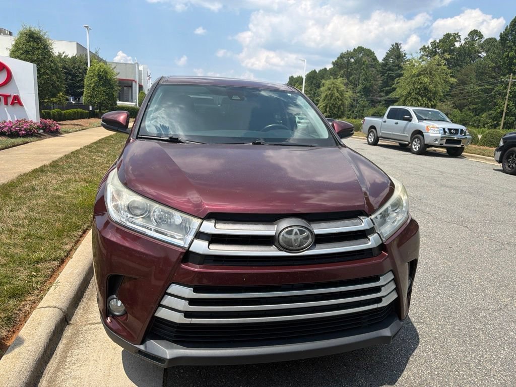 Used 2017 Toyota Highlander Plus FWD 360° Tour