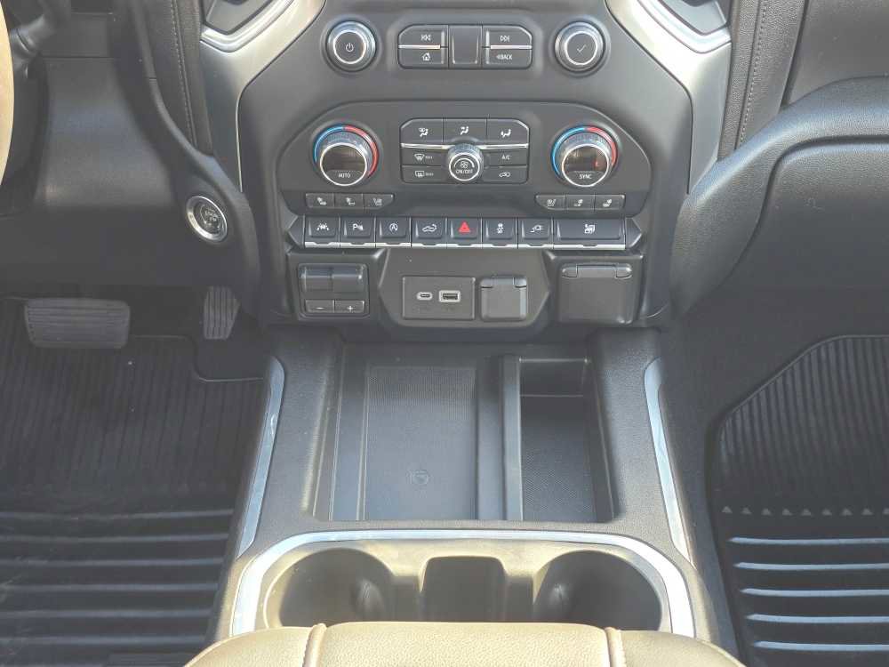 Used 2020 Chevrolet Silverado 1500 LTZ w/ LTZ Plus Package image 13