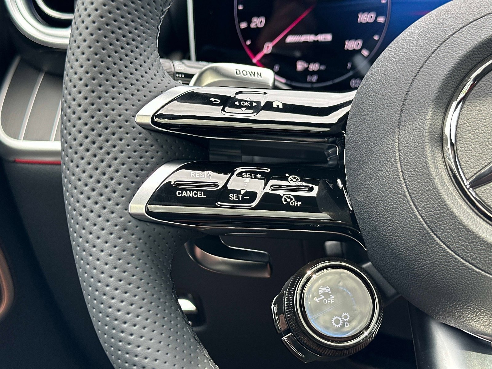 New 2026 Mercedes-Benz GLC 43 AMG 4MATIC Coupe image 29