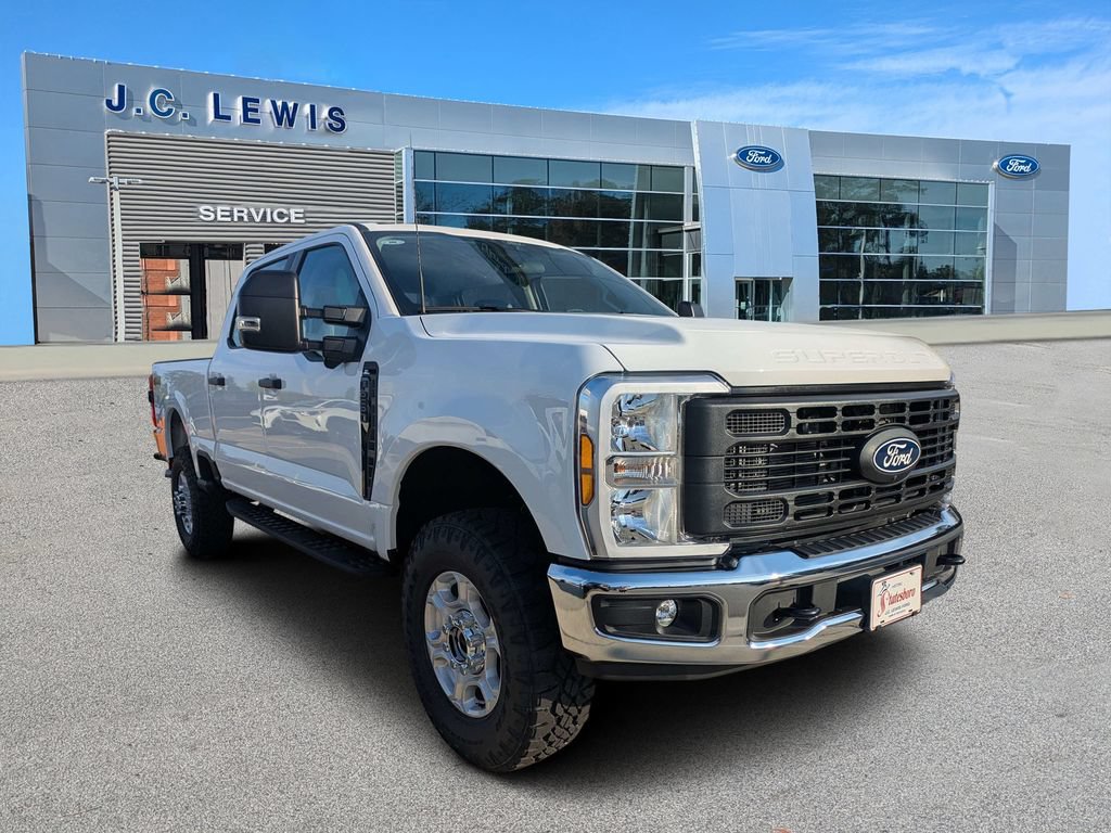 New 2027 Ford F250 XL w/ 360-Degree Camera Package