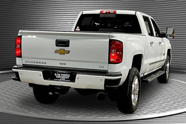 Used 2018 Chevrolet Silverado 2500 LTZ w/ Custom Sport Edition AWD/4WD image 6