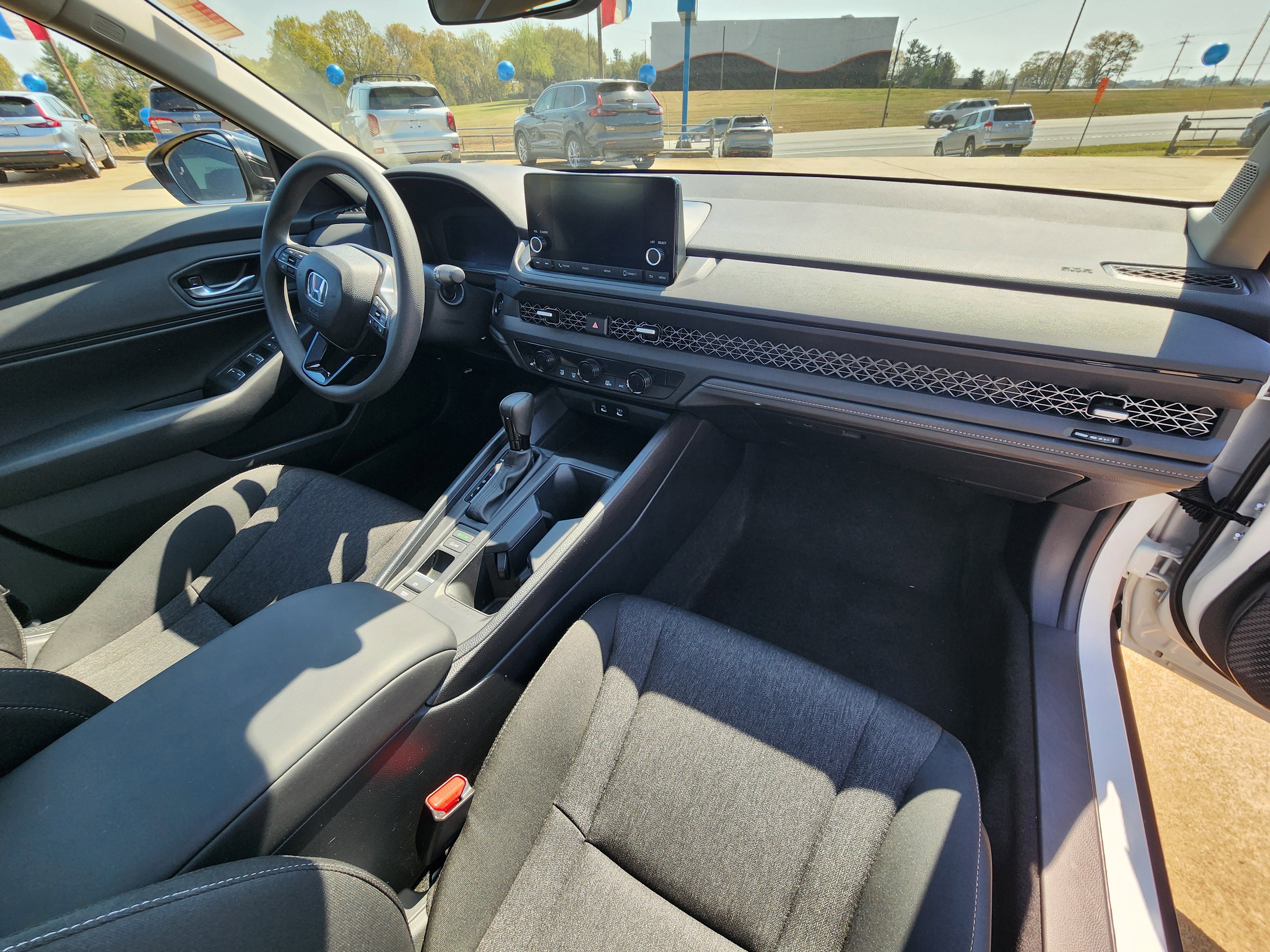 Used 2025 Honda Accord SE image 14