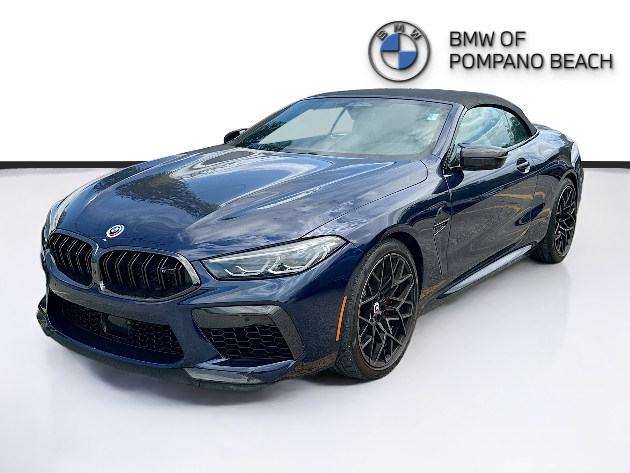 Used 2023 BMW M8 Competition w/ M Carbon Exterior Package AWD/4WD image 3