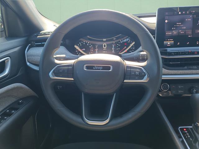 Used 2024 Jeep Compass Sport image 25