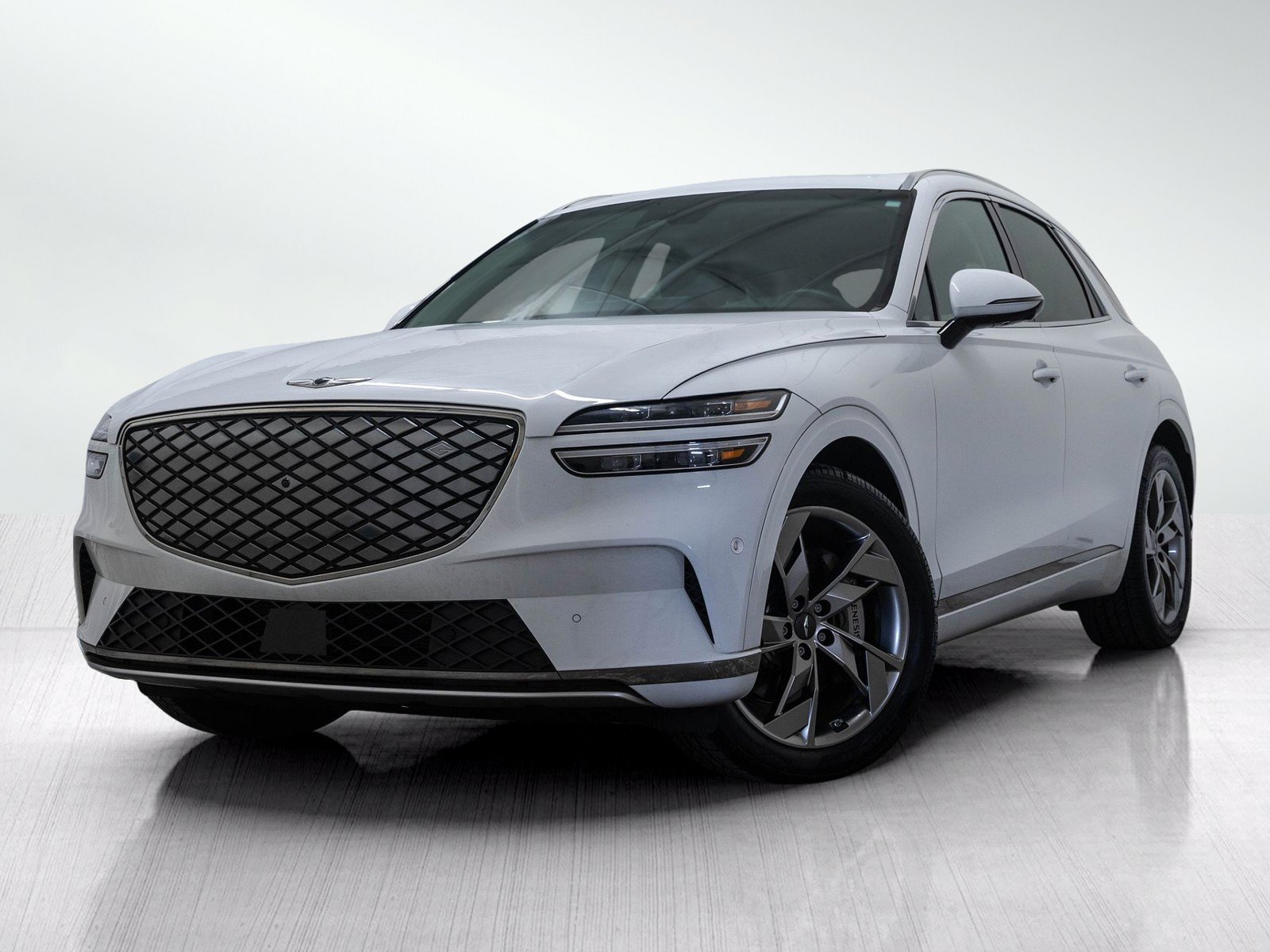 Used 2024 Genesis Electrified GV70 AWD/4WD image 1