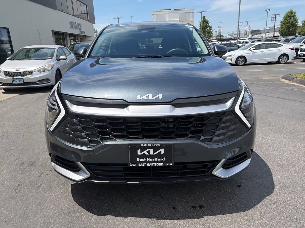 Used 2025 Kia Sportage LX AWD/4WD image 4