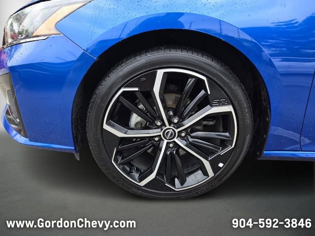 Used 2025 Nissan Altima 2.5 SR FWD image 11