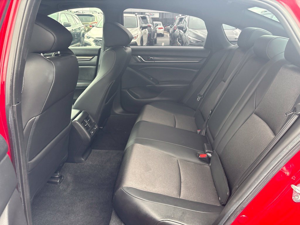 Used 2021 Honda Accord Sport image 9