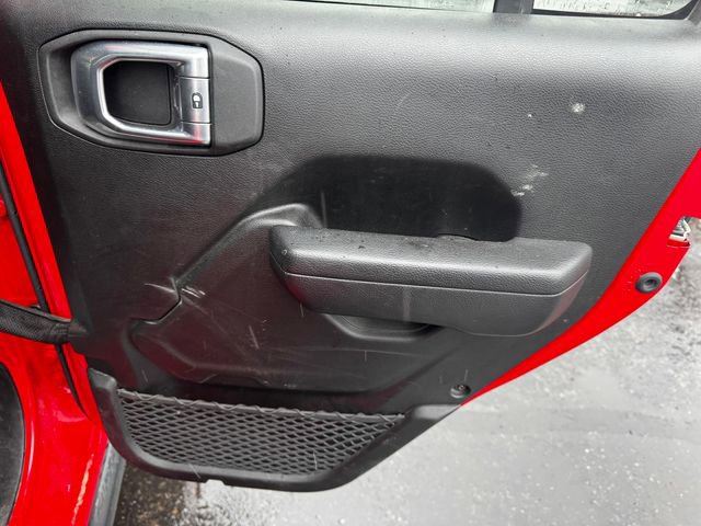 Certified 2022 Jeep Gladiator Willys image 15