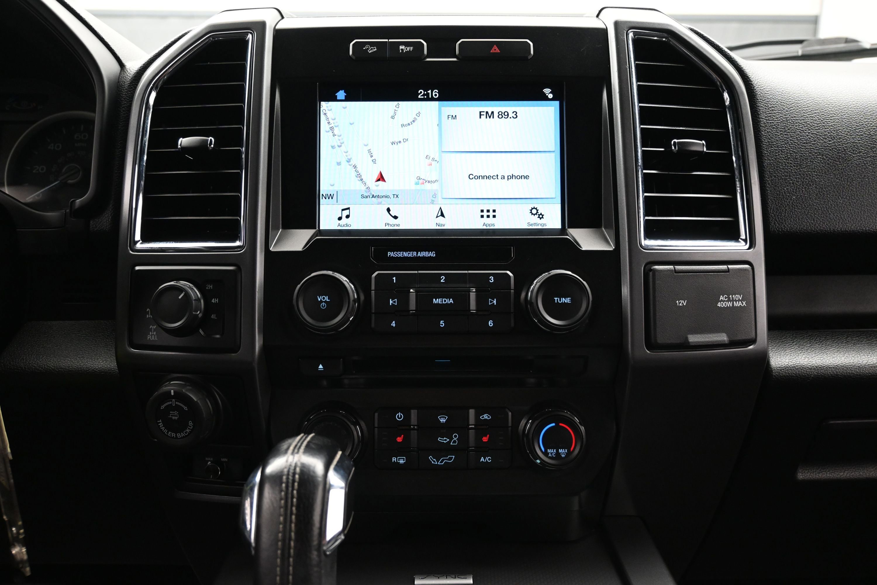 Used 2016 Ford F150 XLT w/ Equipment Group 302A Luxury AWD/4WD image 17