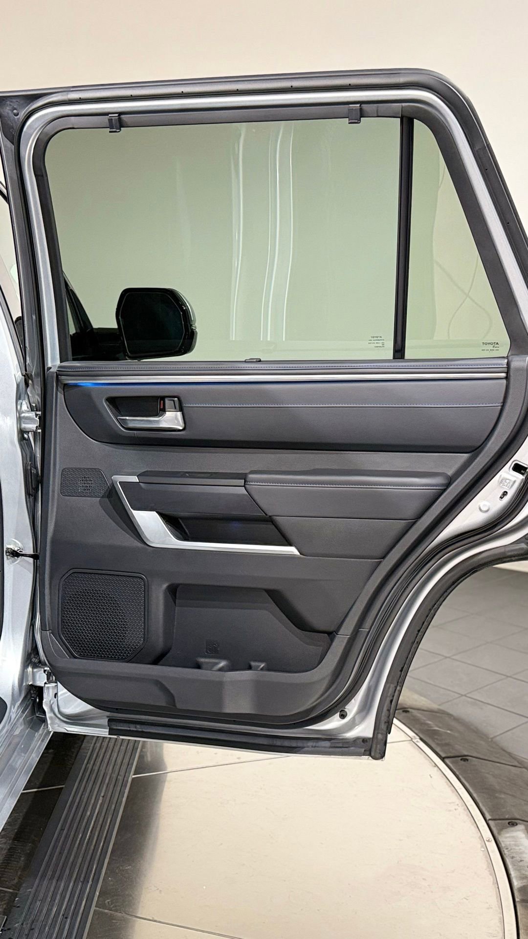 Used 2023 Toyota Sequoia Platinum image 52