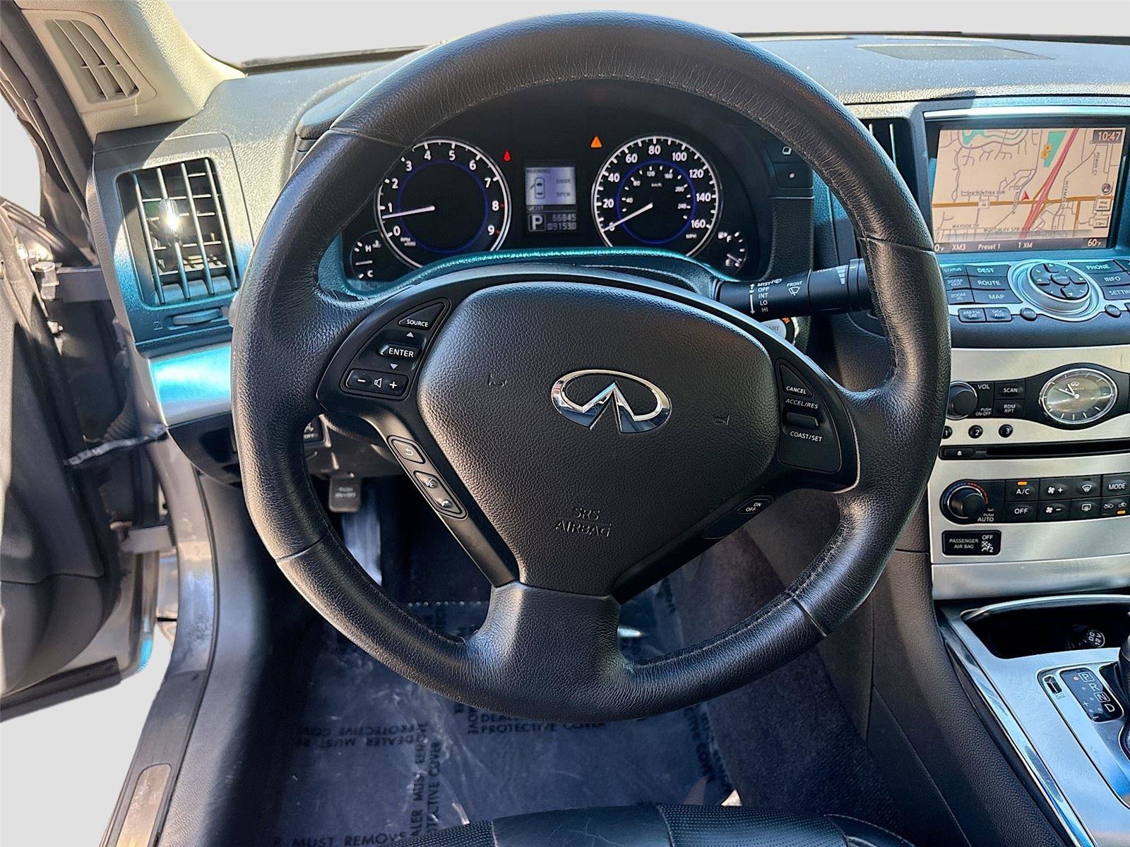 Used 2014 INFINITI Q60 Convertible w/ Premium Package RWD image 12