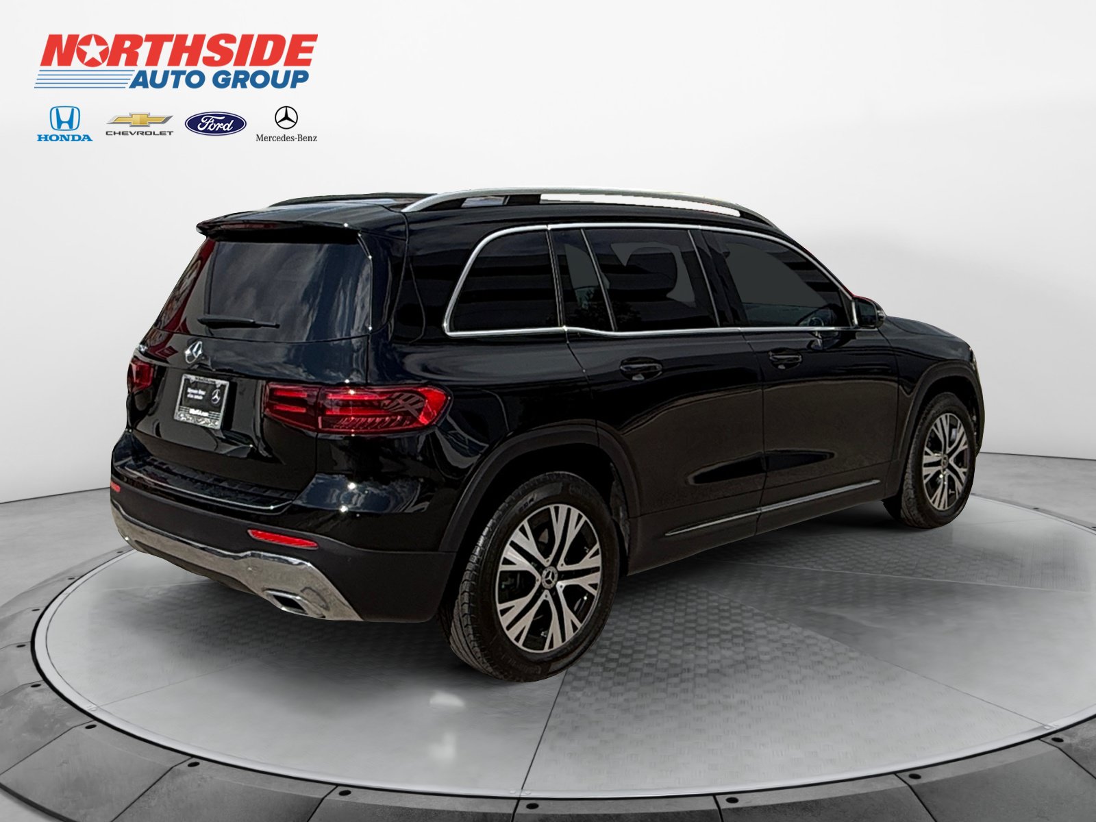 Used 2026 Mercedes-Benz GLB 250 image 7
