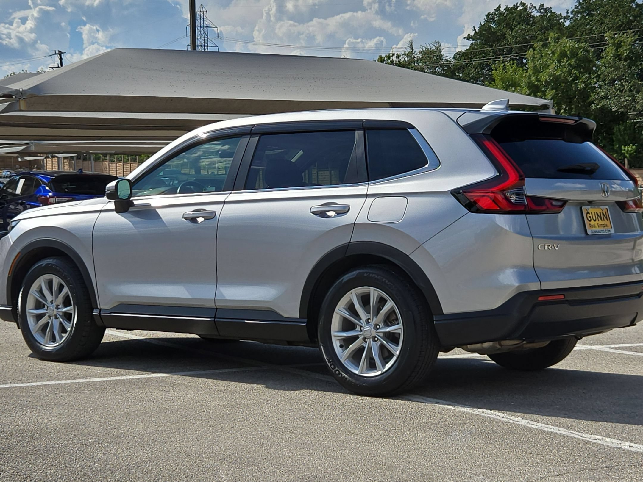 Used 2023 Honda CR-V EX-L image 5