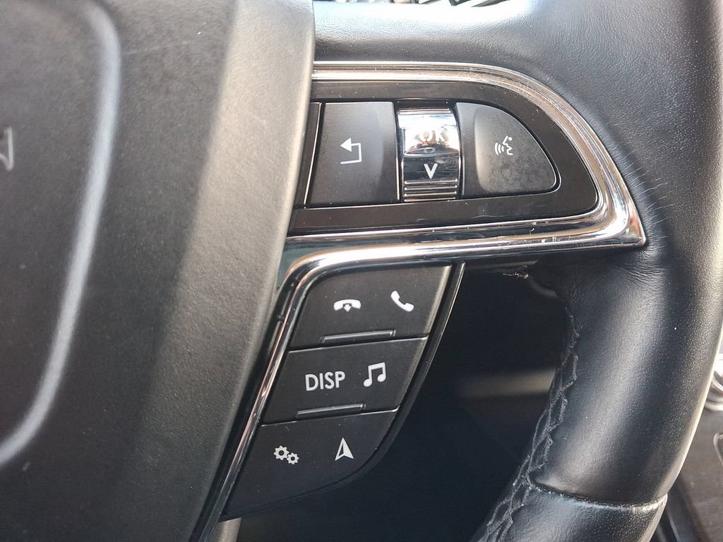 Certified 2023 Lincoln Nautilus Reserve AWD/4WD image 23