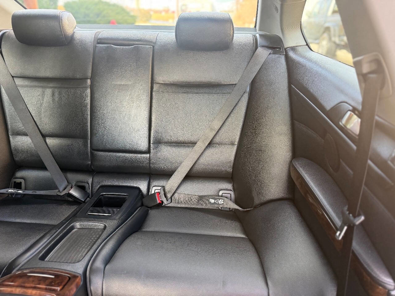 Used 2010 BMW 335i xDrive Coupe image 39