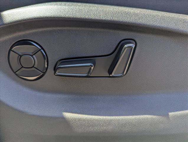 New 2026 Volkswagen Tiguan SE R-Line FWD image 11