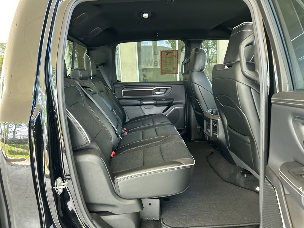 Used 2025 RAM 1500 Laramie w/ Sport Appearance Package image 31