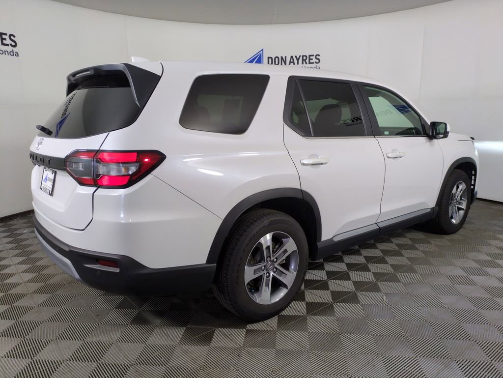 Used 2024 Honda Pilot EX-L image 5