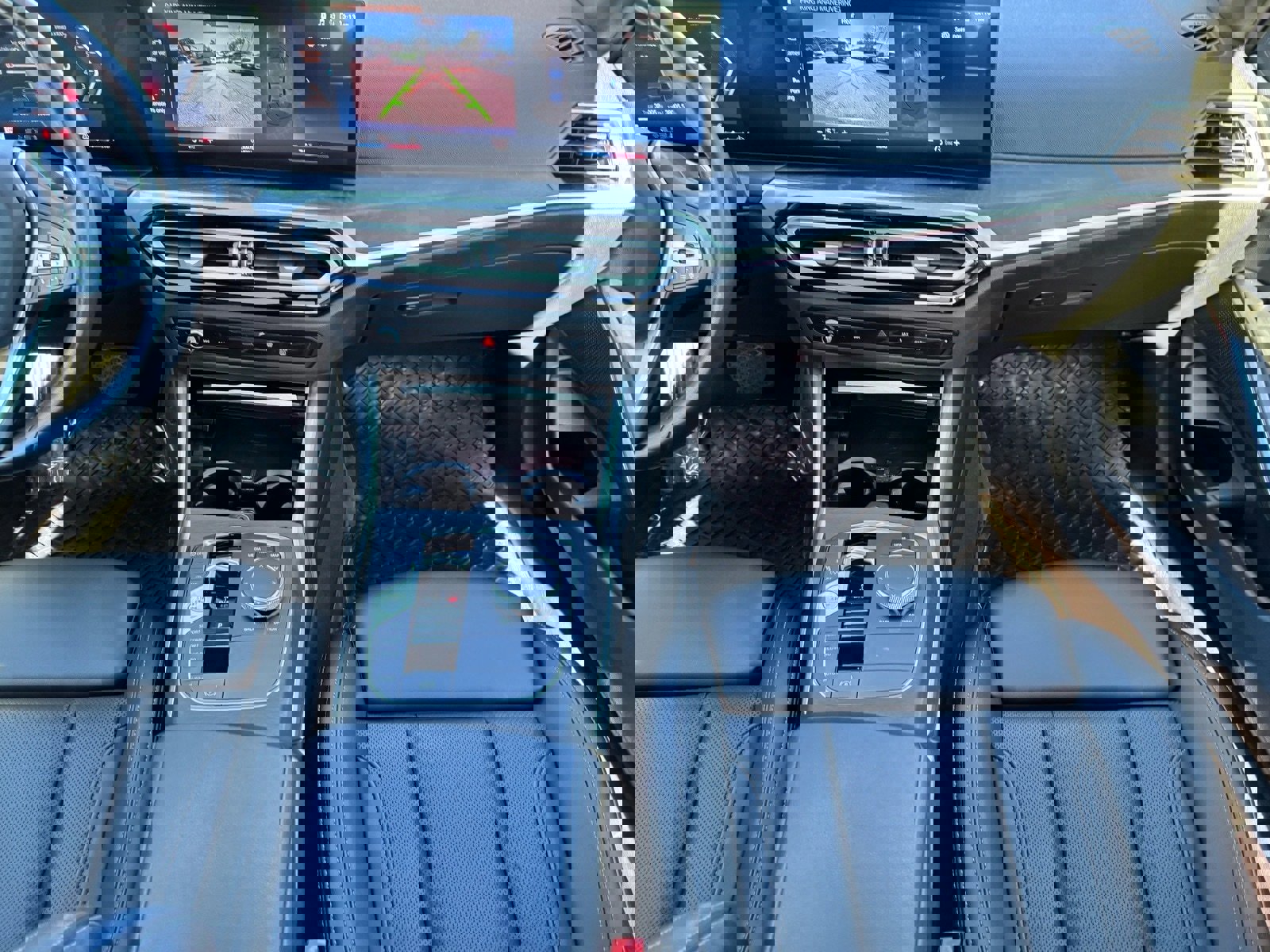 Used 2024 BMW 330i Sedan image 16