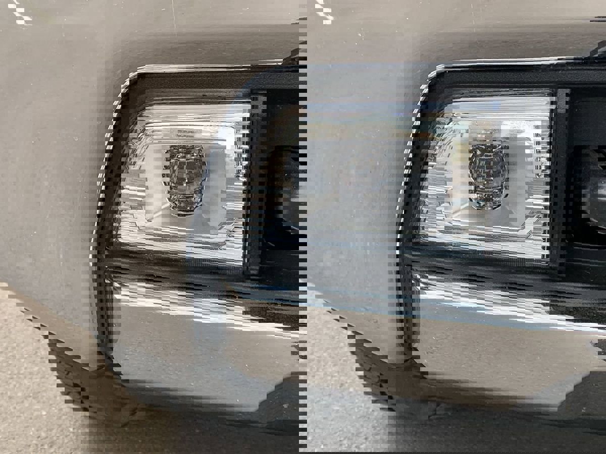 Used 2021 Chevrolet Silverado 3500 LTZ w/ LTZ Convenience Package image 10