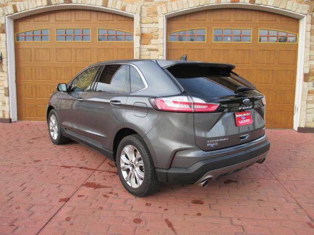 Used 2024 Ford Edge Titanium image 3