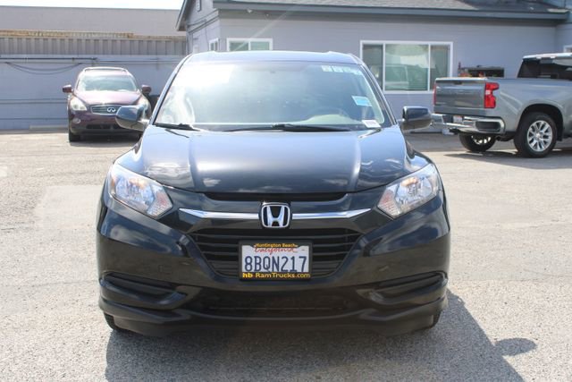 Used 2018 Honda HR-V LX image 2