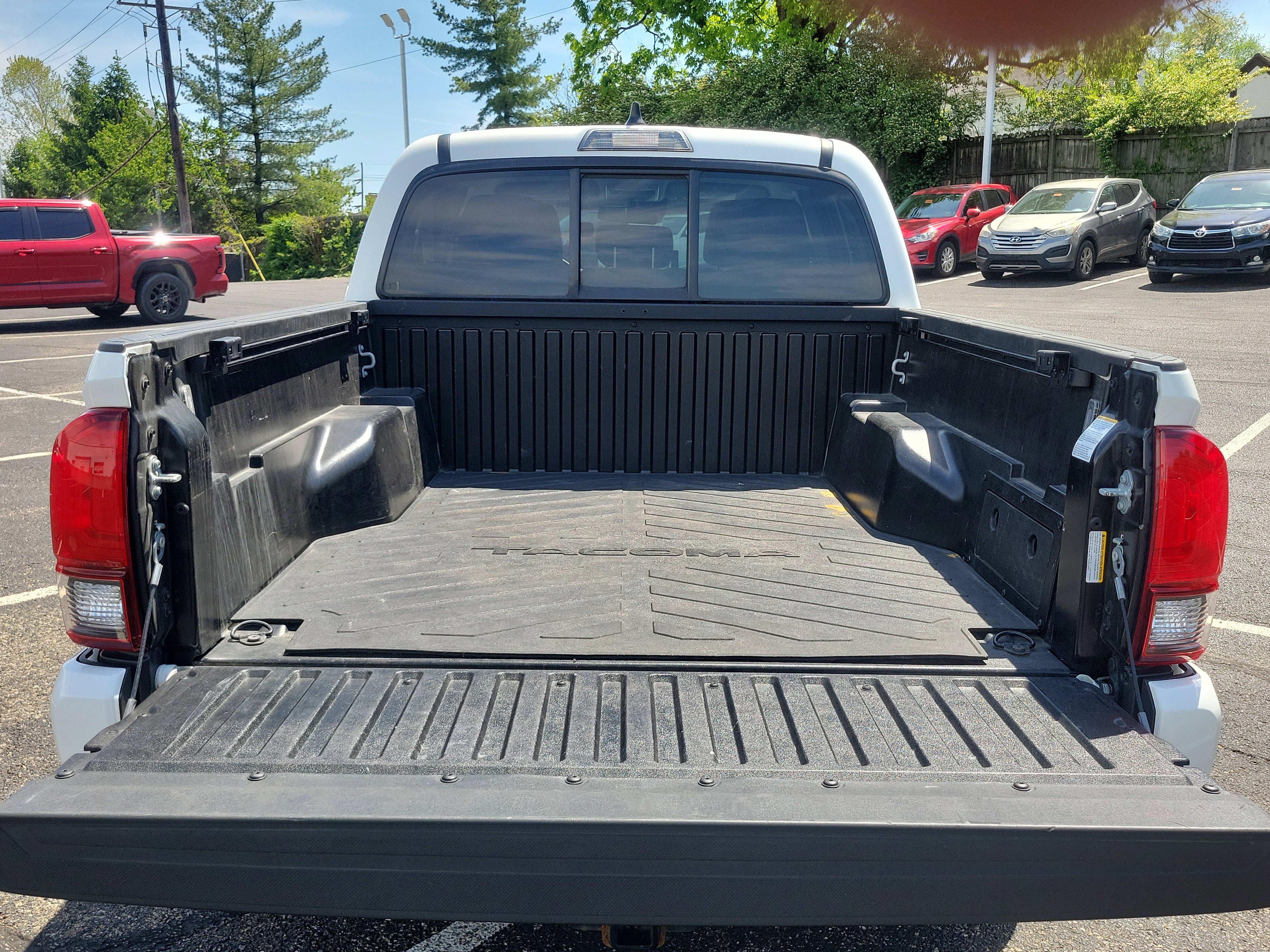 Used 2021 Toyota Tacoma SR image 11