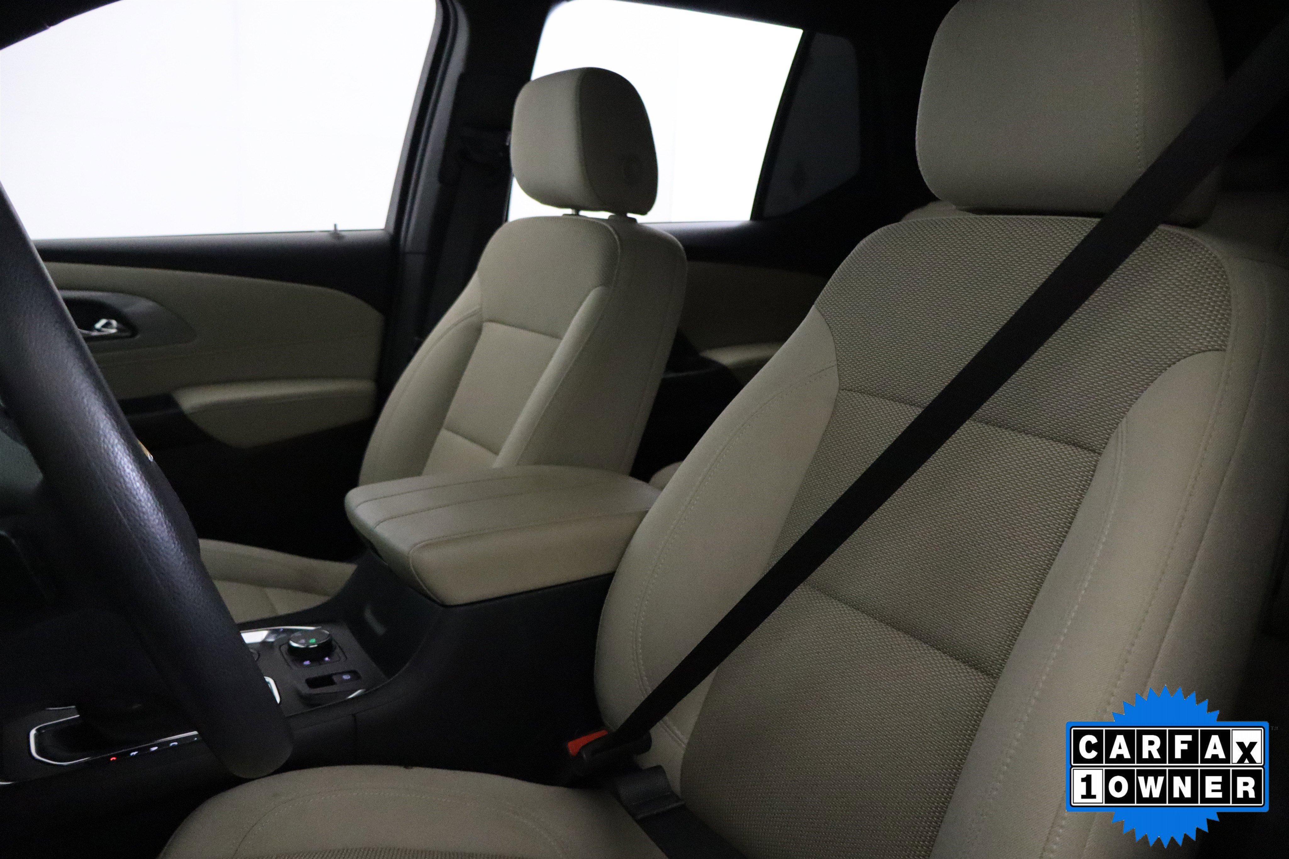 Used 2022 Chevrolet Traverse LS AWD/4WD image 21