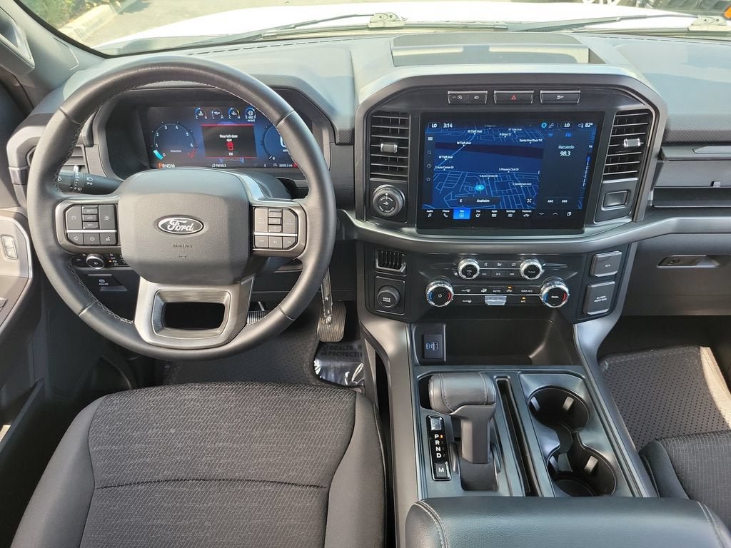 Used 2024 Ford F150 XLT w/ XLT Black Appearance Package RWD image 8