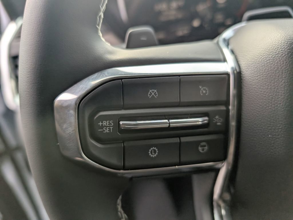 New 2026 GMC Acadia Denali Ultimate w/ LPO, Floor Liner Package image 17