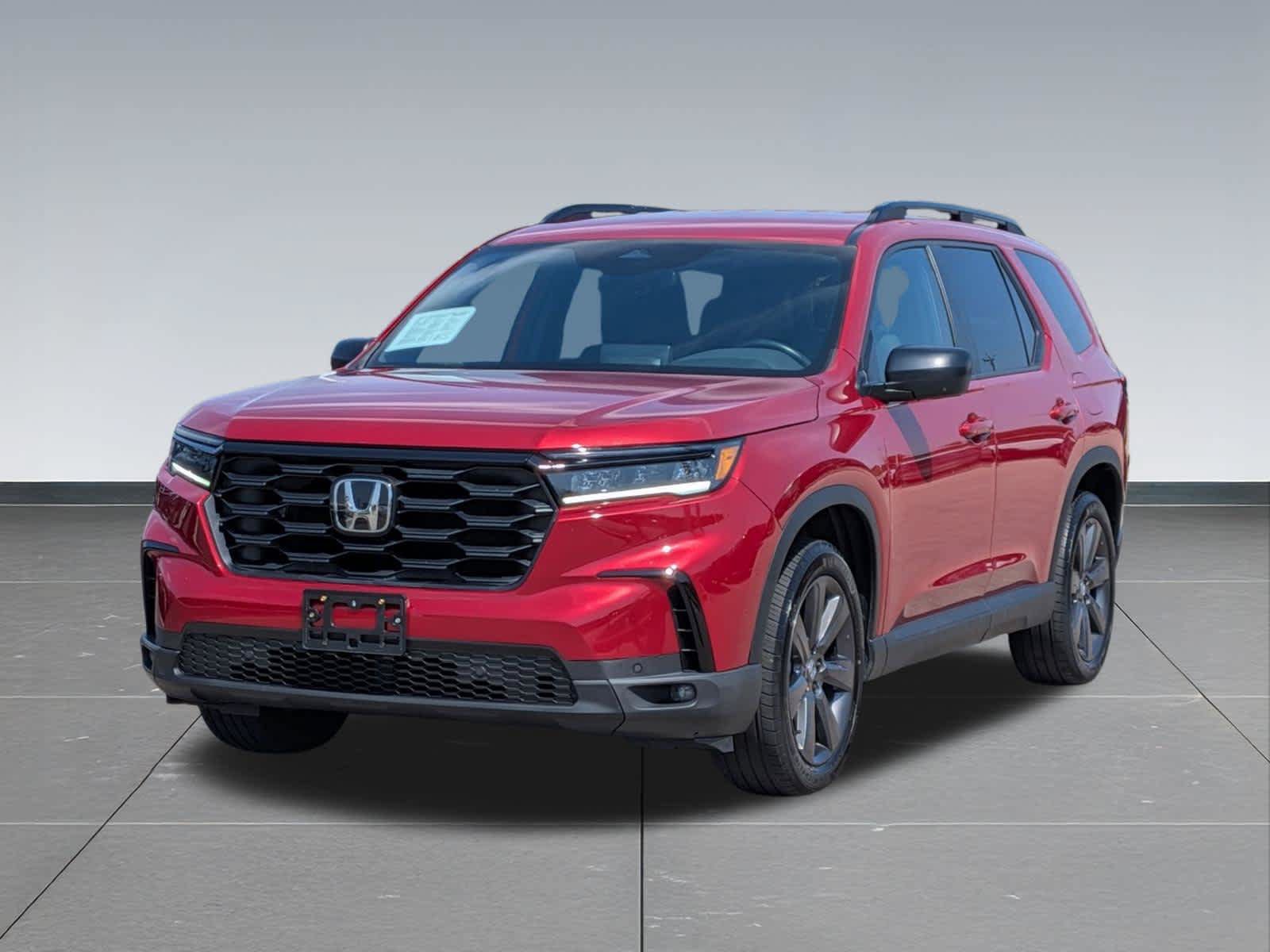 Certified 2024 Honda Pilot Sport image 9