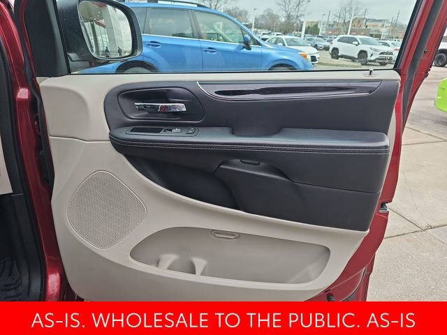 Used 2014 Dodge Grand Caravan SXT image 30