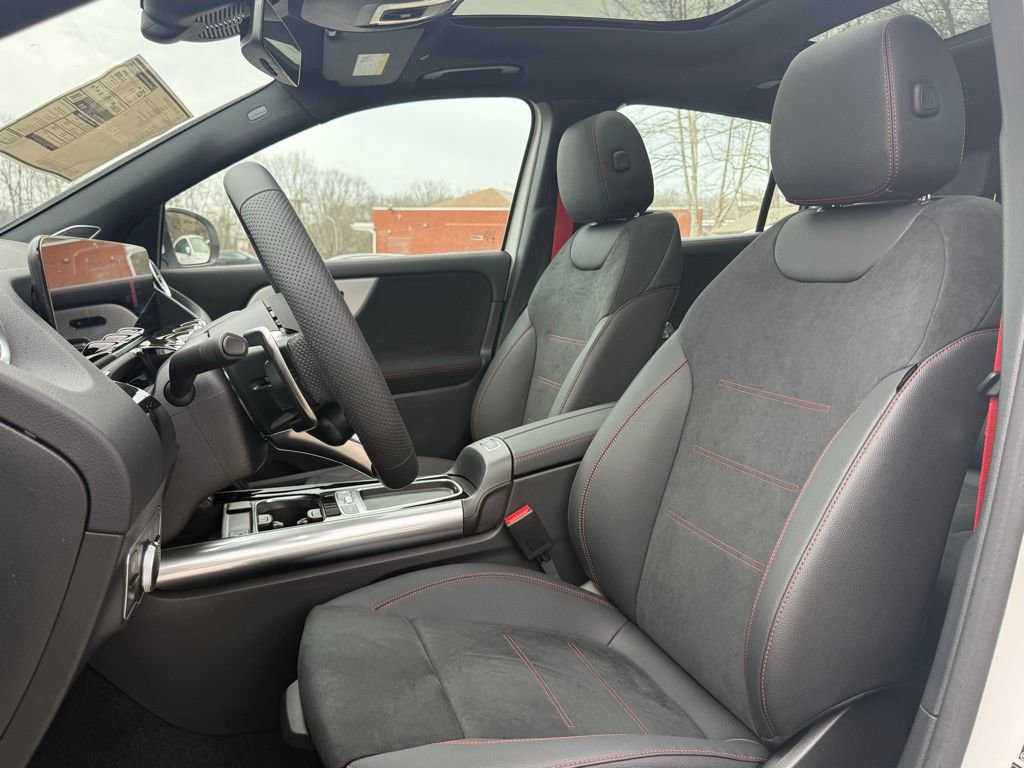 New 2026 Mercedes-Benz GLA 35 AMG 4MATIC image 26