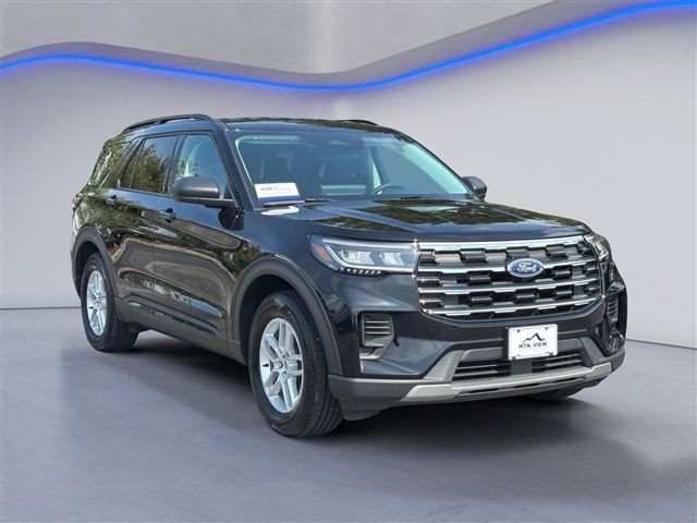 Certified 2026 Ford Explorer Active RWD image 5