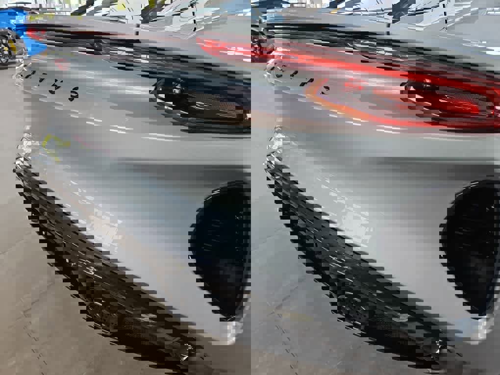 New 2025 Lotus Emira image 8