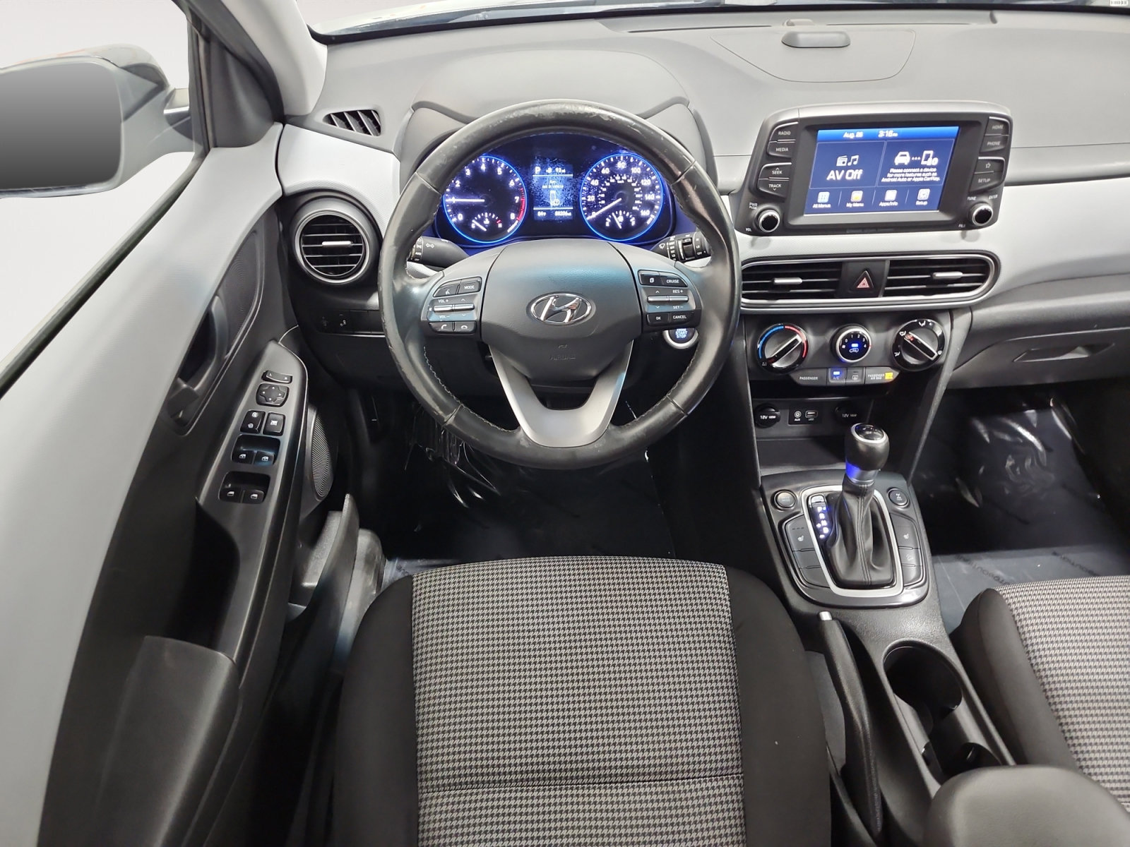 Used 2018 Hyundai Kona SEL AWD/4WD image 10