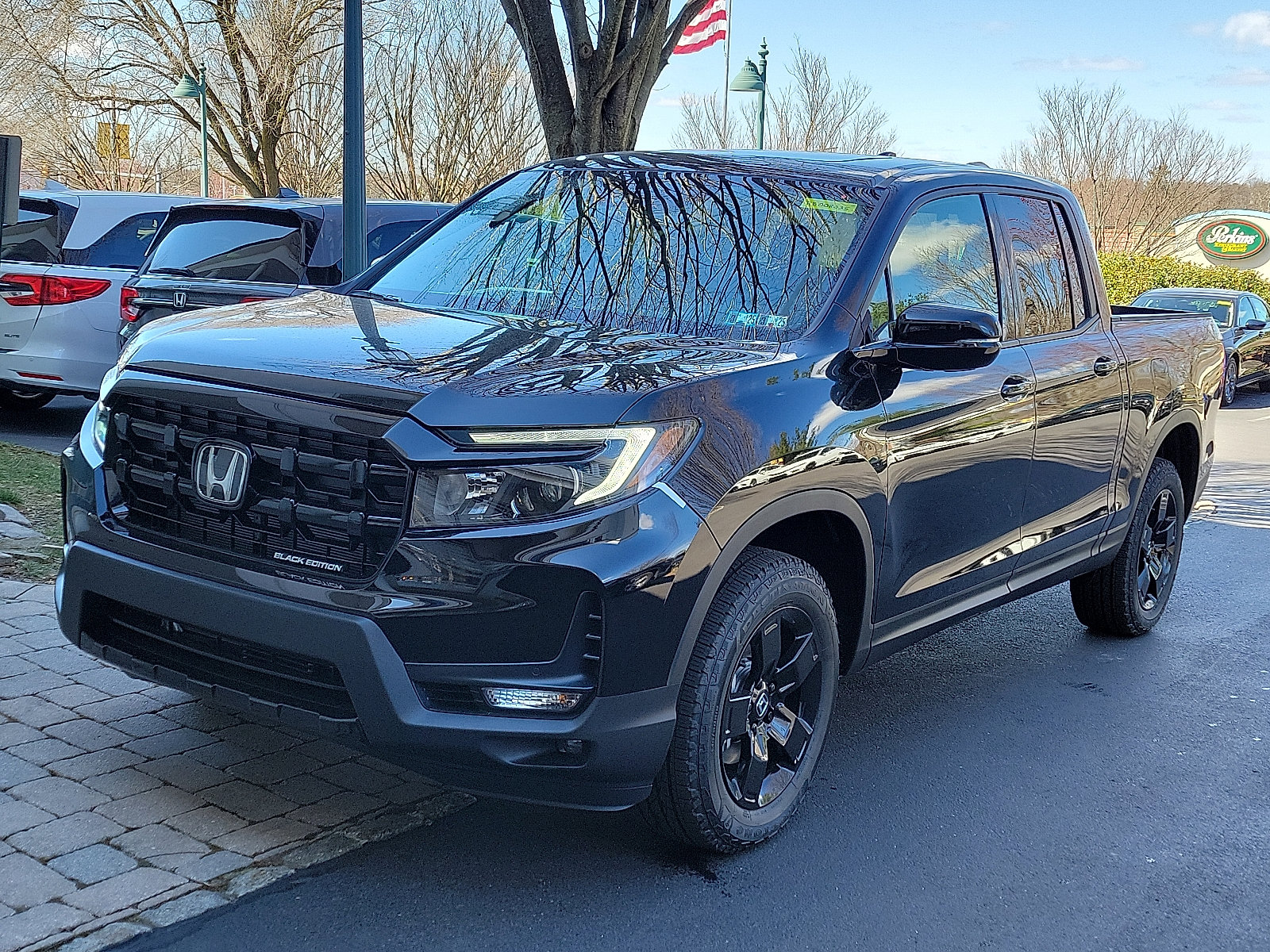 New 2026 Honda Ridgeline Black Edition image 2