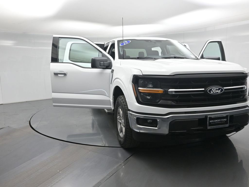 Certified 2025 Ford F150 XLT w/ Equipment Group 301A Standard image 34