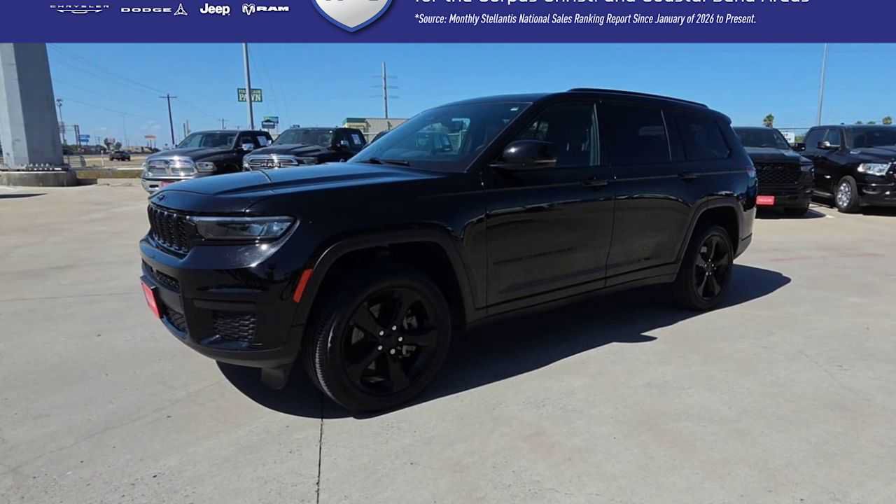 Used 2024 Jeep Grand Cherokee L Altitude AWD/4WD image 4