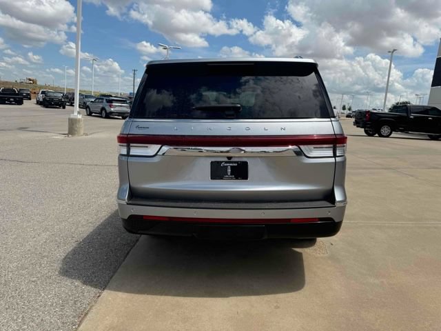 Used 2024 Lincoln Navigator L Reserve AWD/4WD image 6