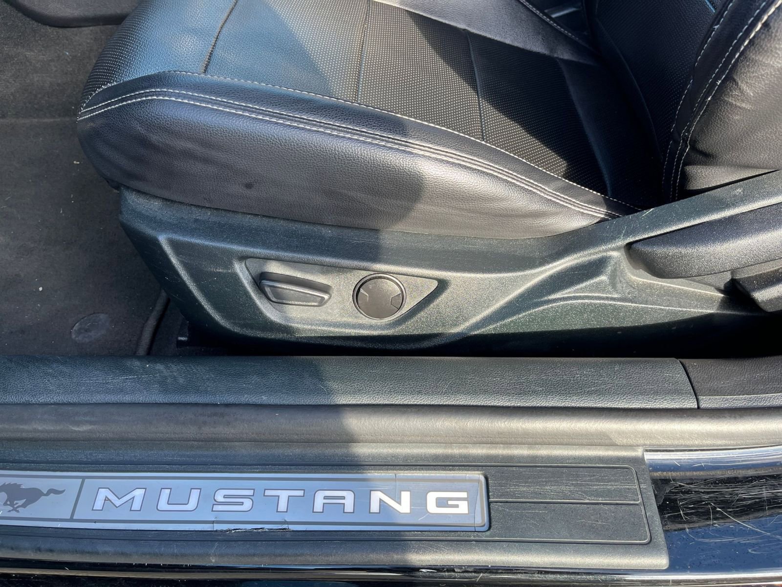 Used 2023 Ford Mustang Premium image 23