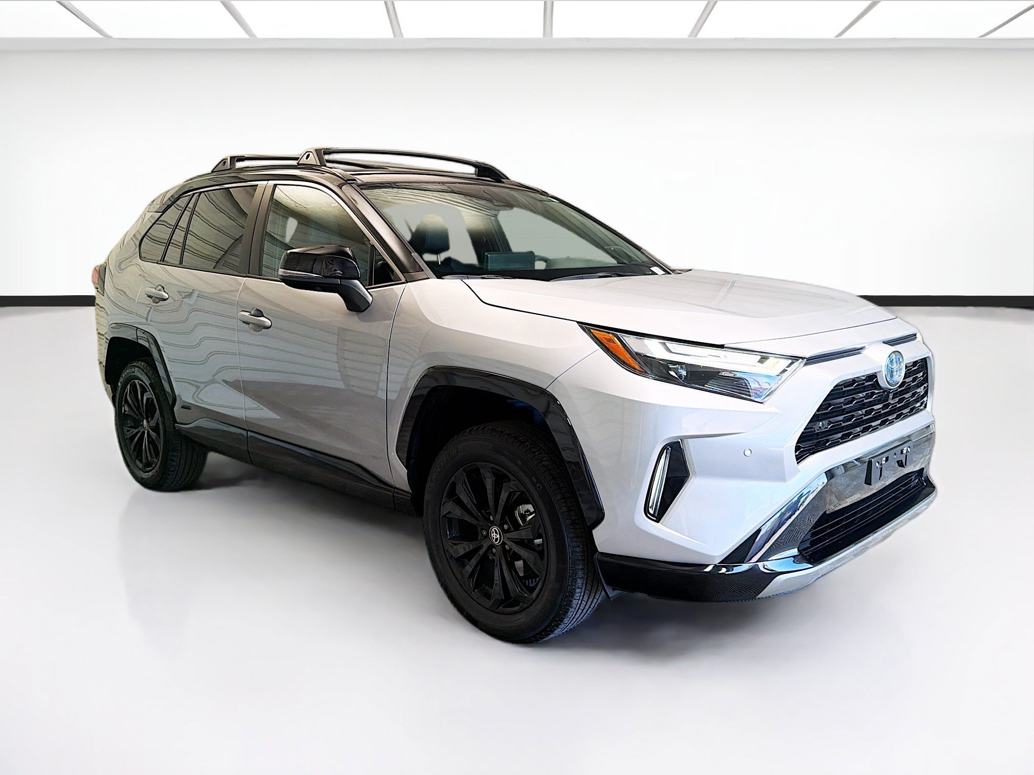 Used 2024 Toyota RAV4 XSE w/ Advanced Technology Package AWD/4WD image 3