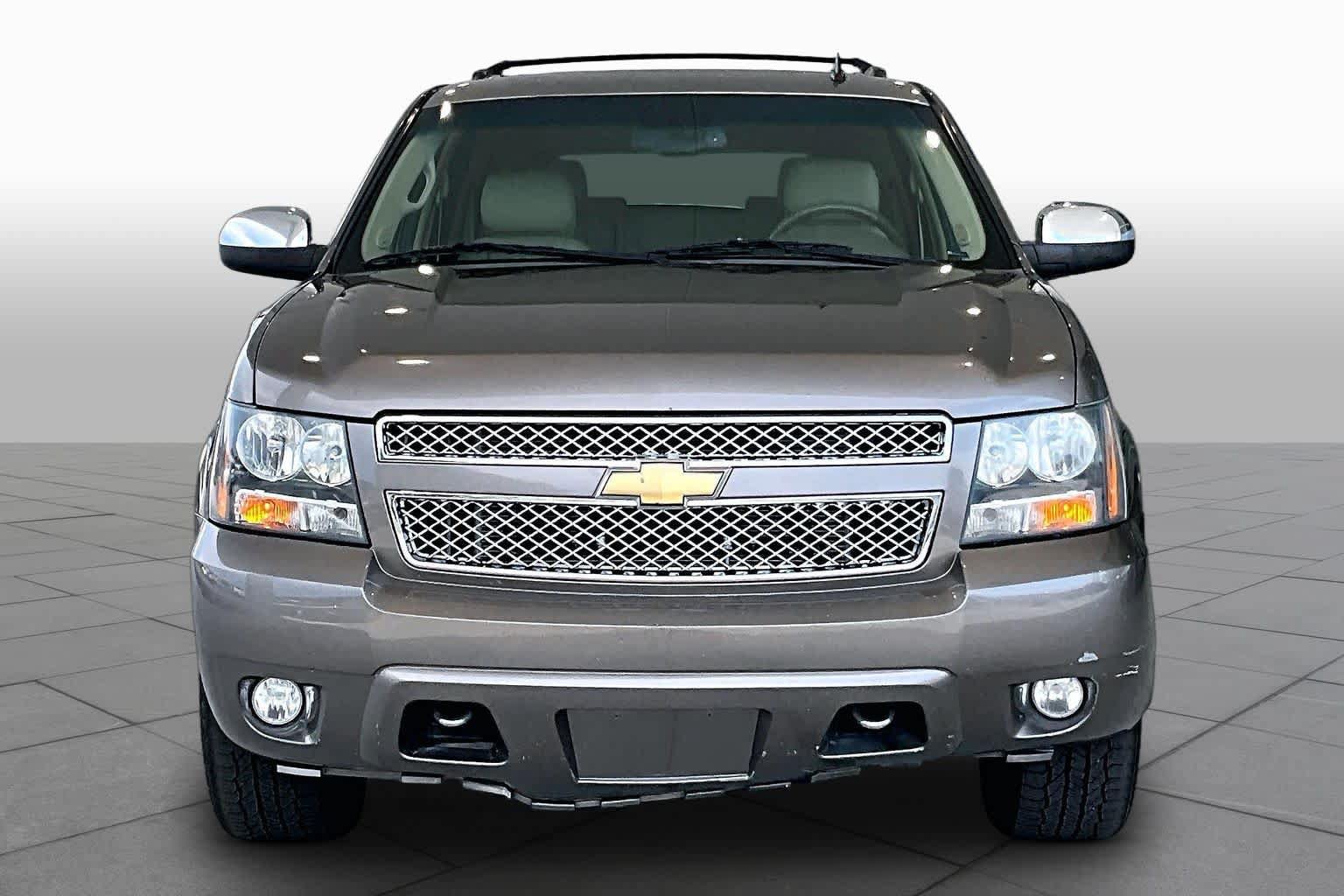Used 2011 Chevrolet Tahoe LTZ AWD/4WD image 3