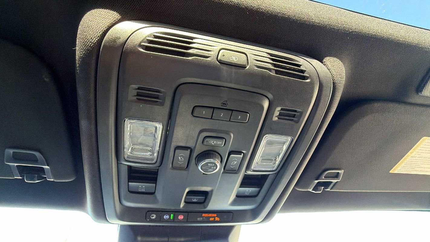 Used 2024 Cadillac Escalade ESV Sport w/ Touring Package image 37