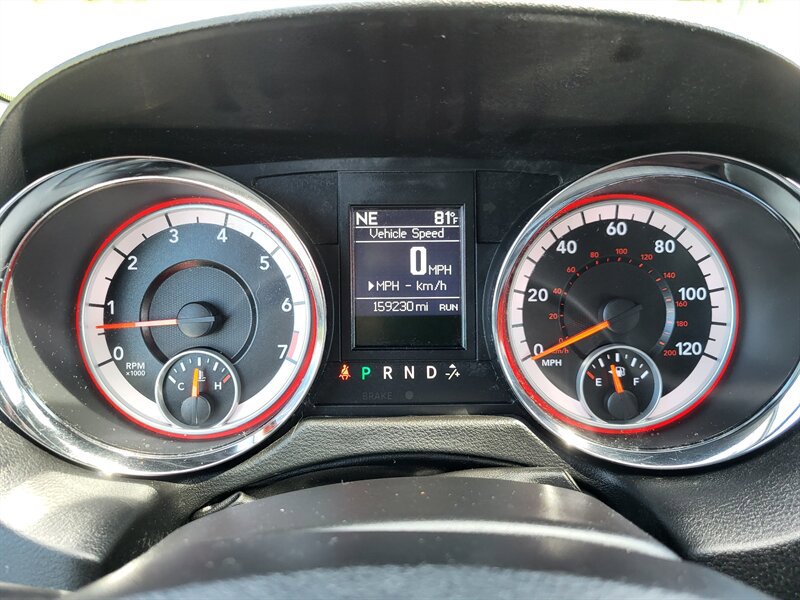 Used 2014 Dodge Grand Caravan R/T w/ Trailer Tow Group FWD image 19