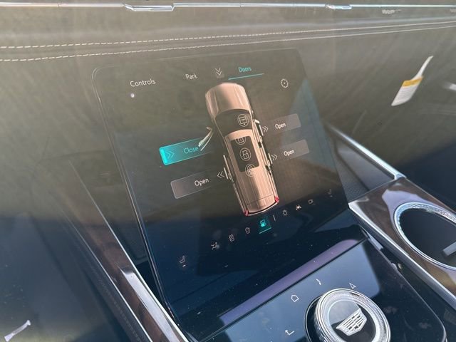 Used 2026 Cadillac Escalade Platinum Sport w/ LPO, ONYX Package image 21