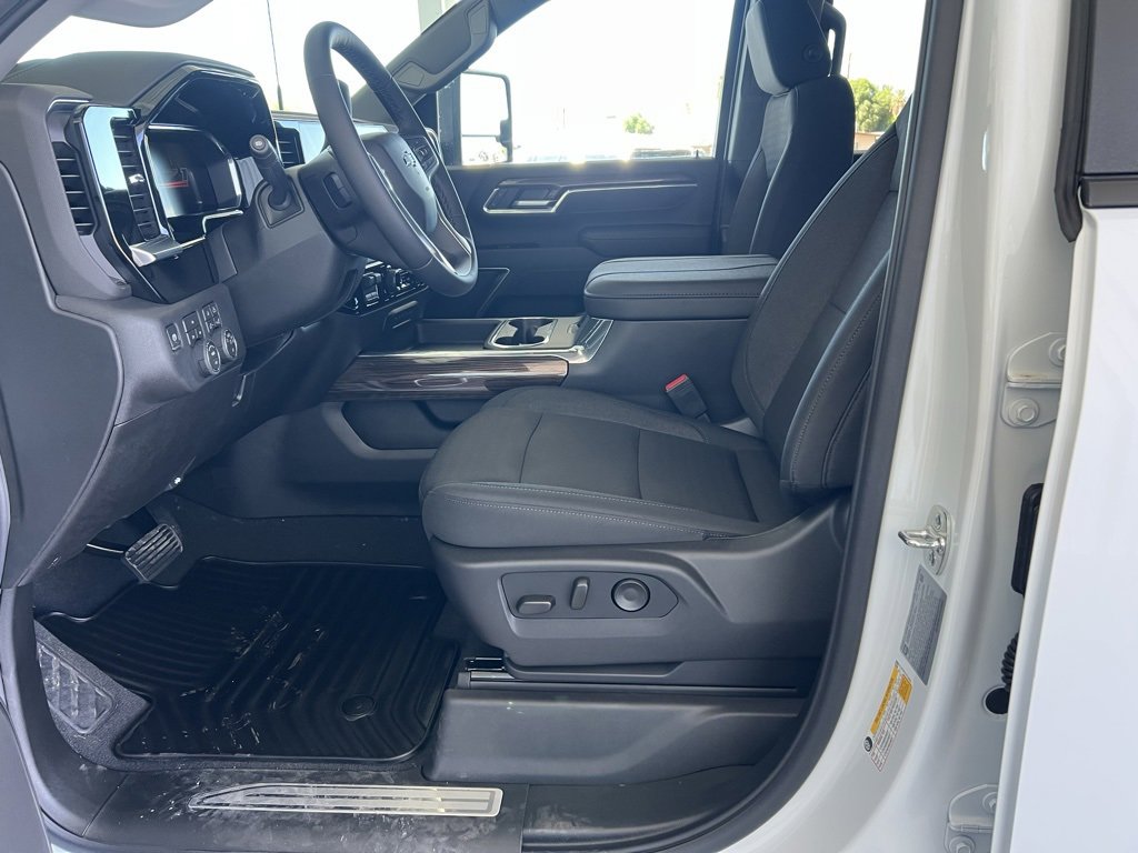 New 2026 Chevrolet Silverado 2500 LT w/ Trail Boss Package image 9